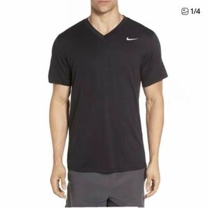 Nike Men's Black Short Sleeve Dry fit T